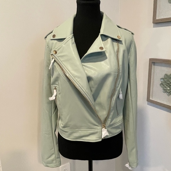 Dex Pale Sage Green Vegan Leather Moto Jacket With Gold Hardware NWT! - Picture 5 of 13
